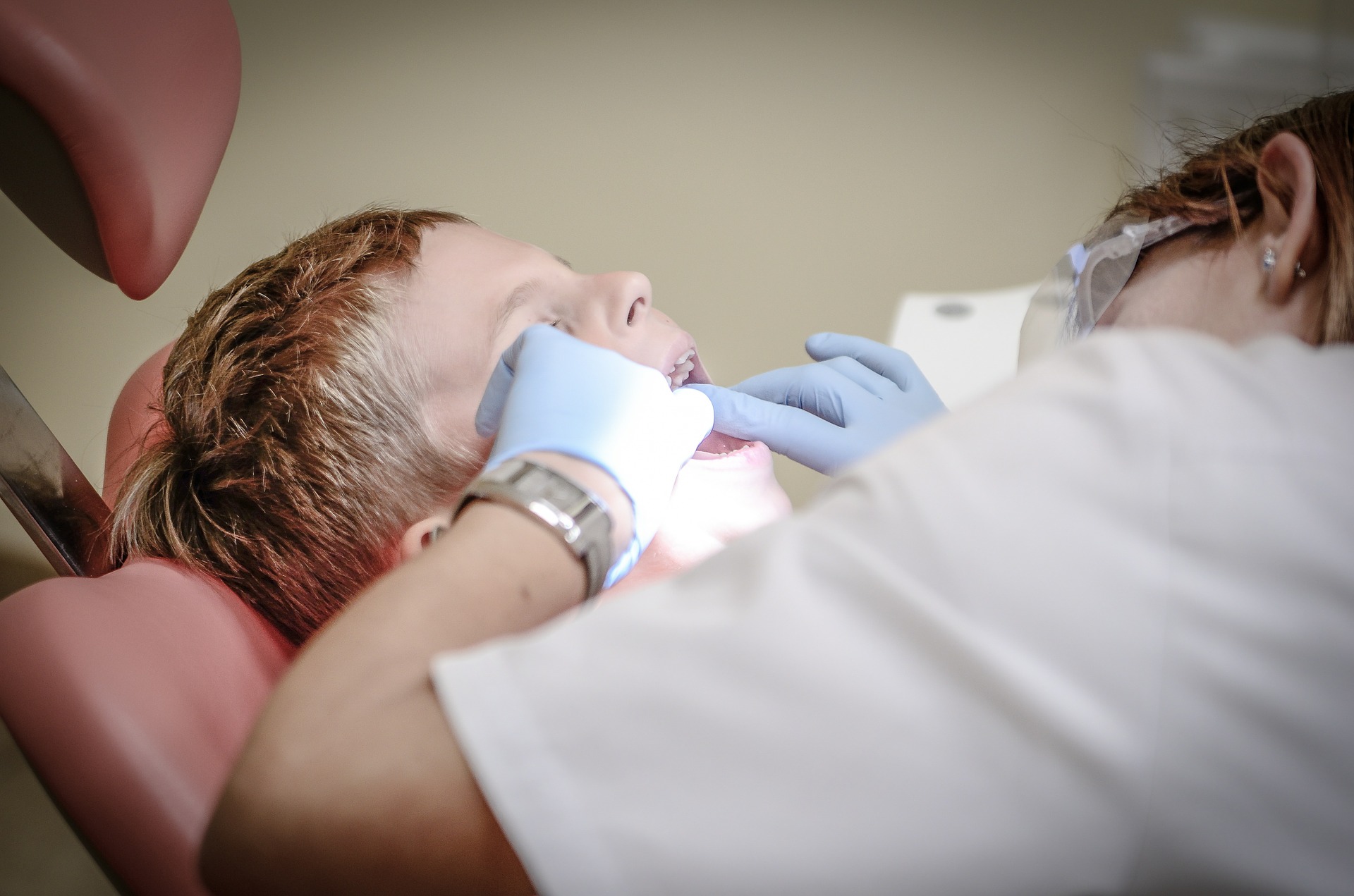 Madrid también incluye plazas de Higienista dental en las oposiciones